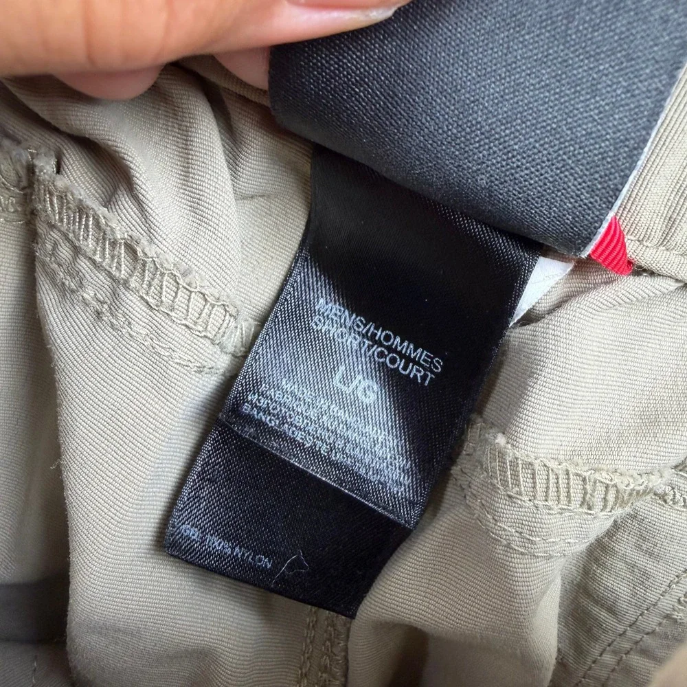 The North Face Mens Convertible Cargo Hiking Pants Tan Khaki Size Large Short